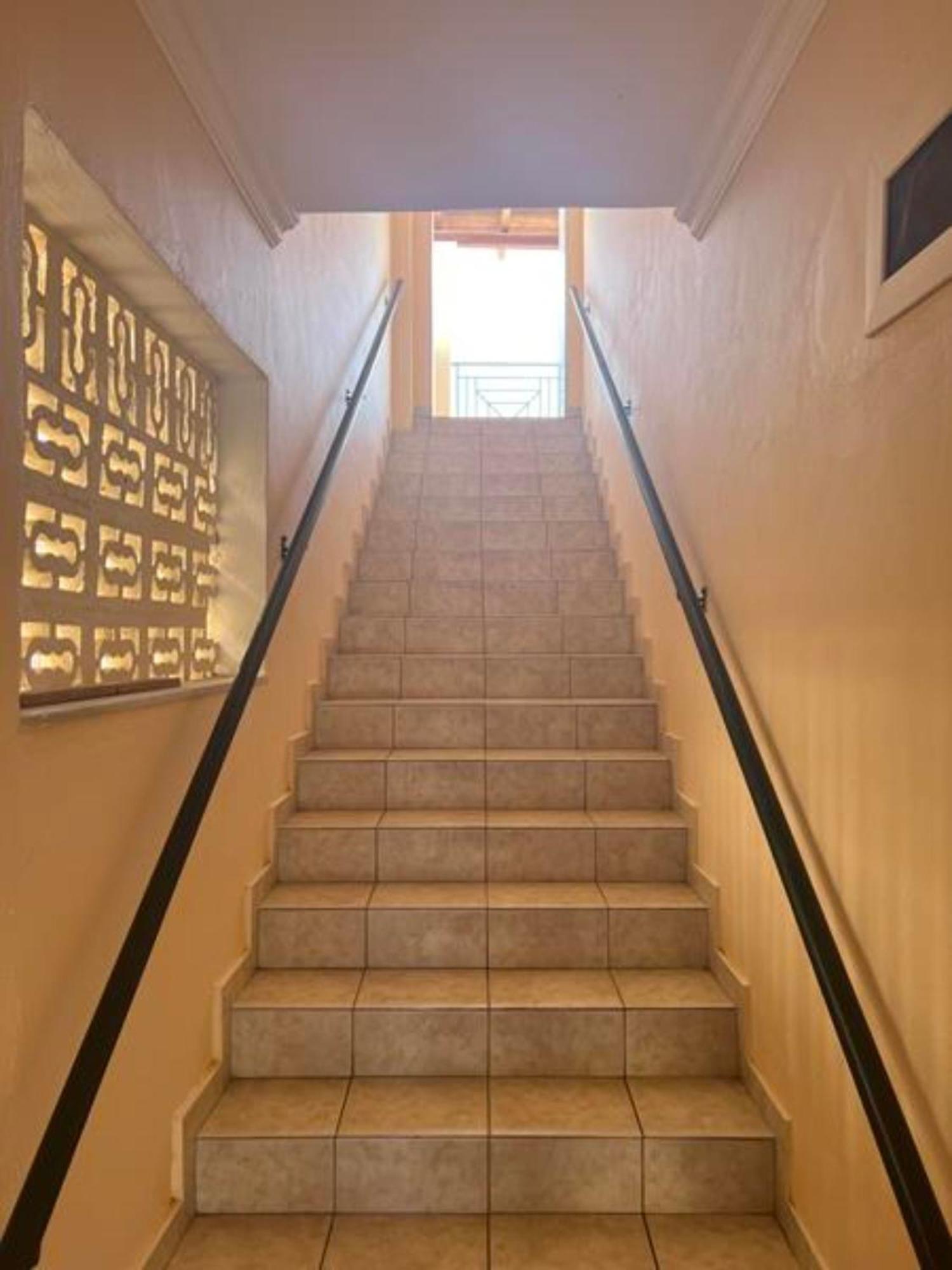Trident Studios And Apartments カボス エクステリア 写真